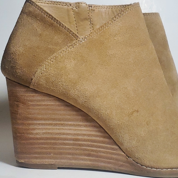 Lucky Brand Women's Bootie Yakeena Zip Wedge Honey Tan Oiled Suede Ankle Sz. 10 - Picture 7 of 14
